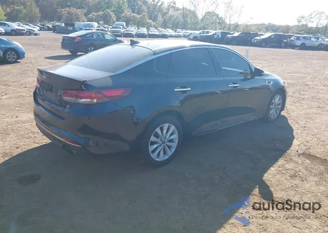2018 Kia Optima S z USA, uszkodzony, nr VIN 5XXGT4L34JG210233